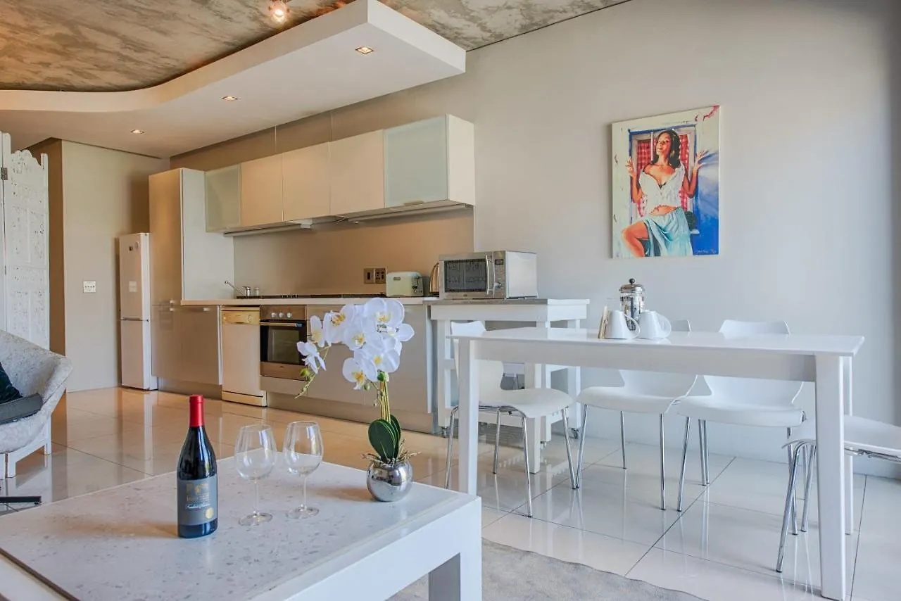 Table Mountain View, 4 Sleeper Central Cape Town Apartment