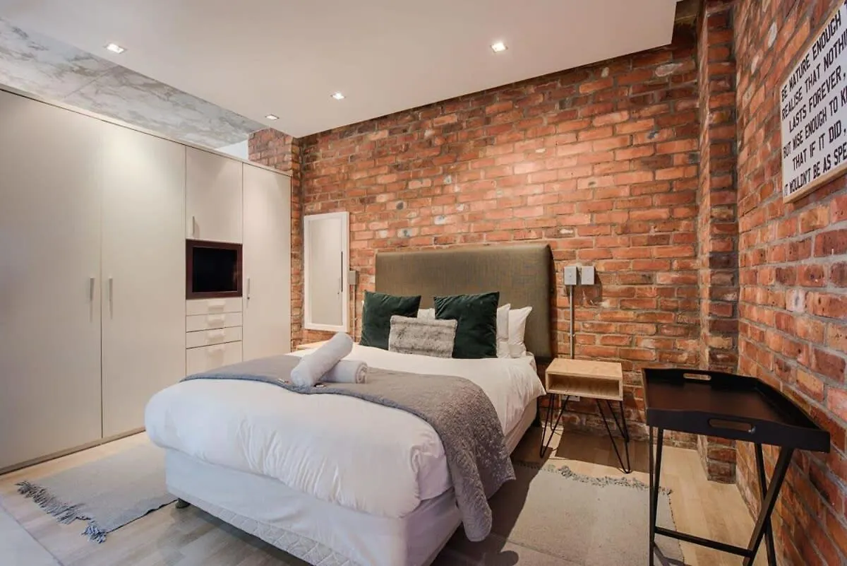 Table Mountain View, 4 Sleeper Central Cape Town Apartment